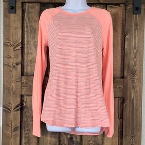 3/$20 Tek Gear long sleeve shirt sz Large